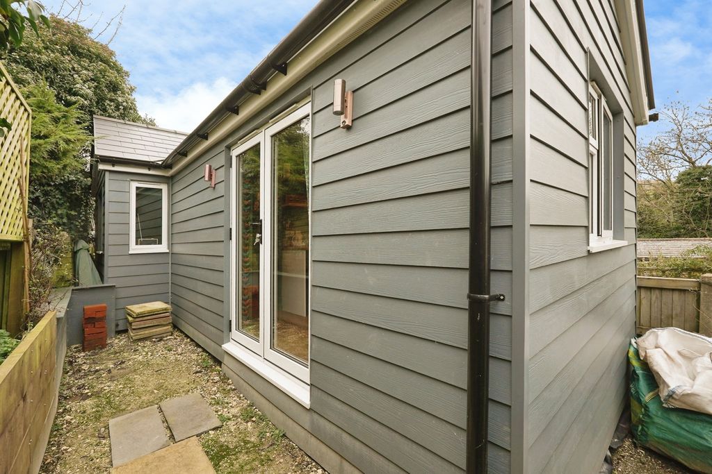 Property photo 3 of 21 Pbox-Img.Jpg