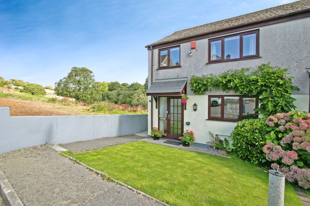 Property photo 1 of 17 Photography