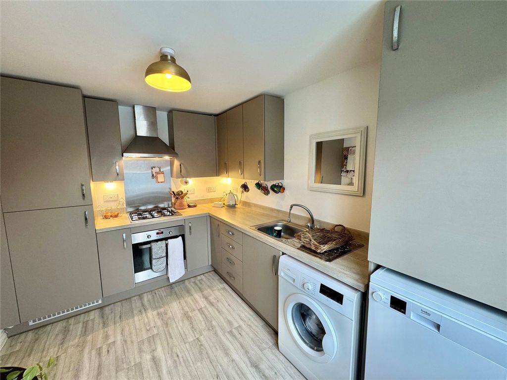 Property photo 2 of 11 Picture No. 06