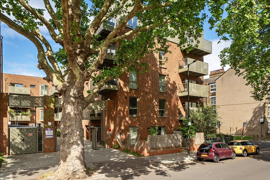 Property photo 1 of 16 1453787-16-6A0d7F...