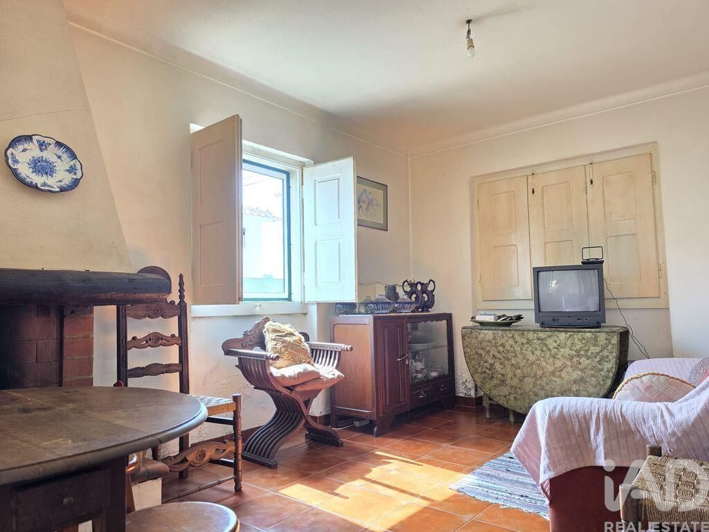 Property photo 3 of 31