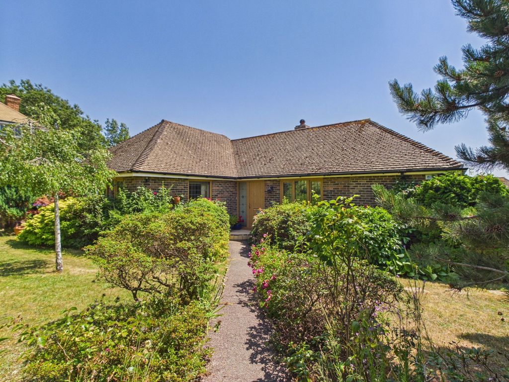 Property photo 1 of 27