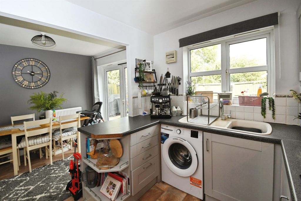 Property photo 3 of 17