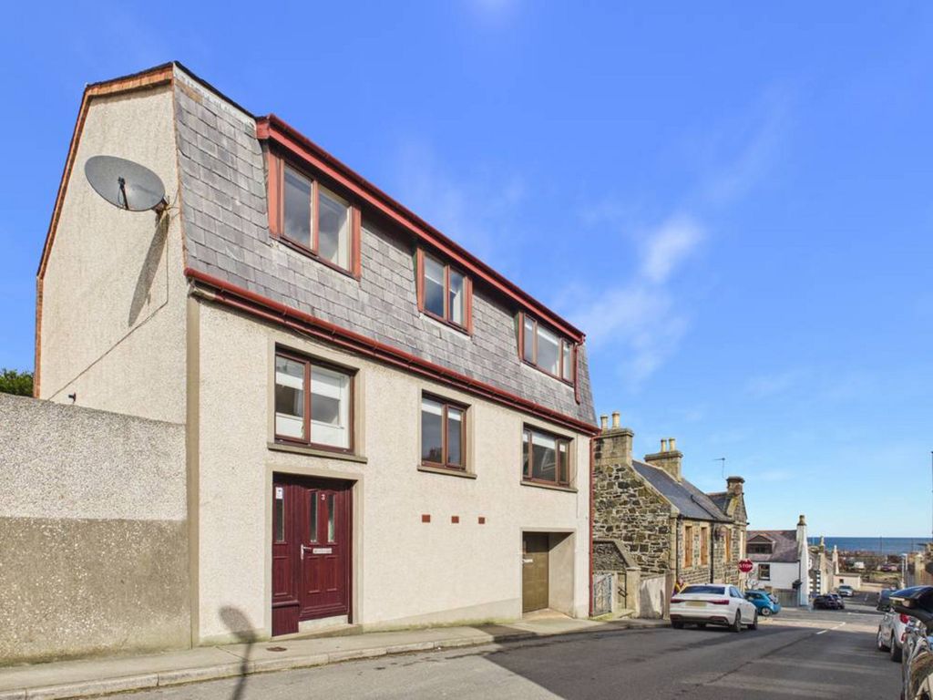 Property photo 1 of 32