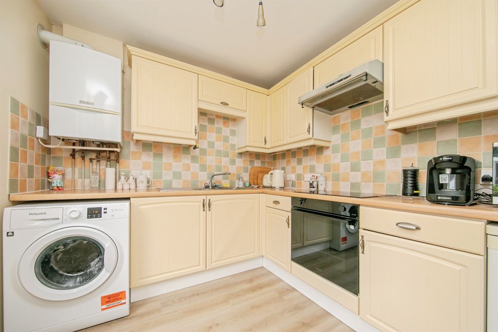 Property photo 2 of 15