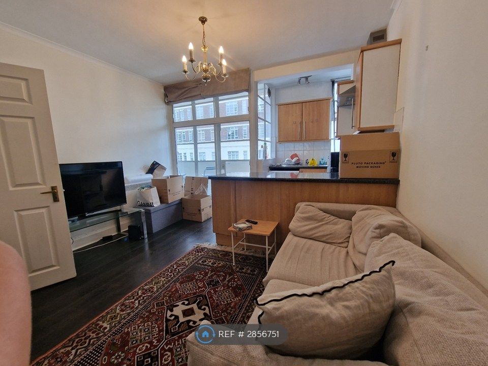 Property photo 2 of 23