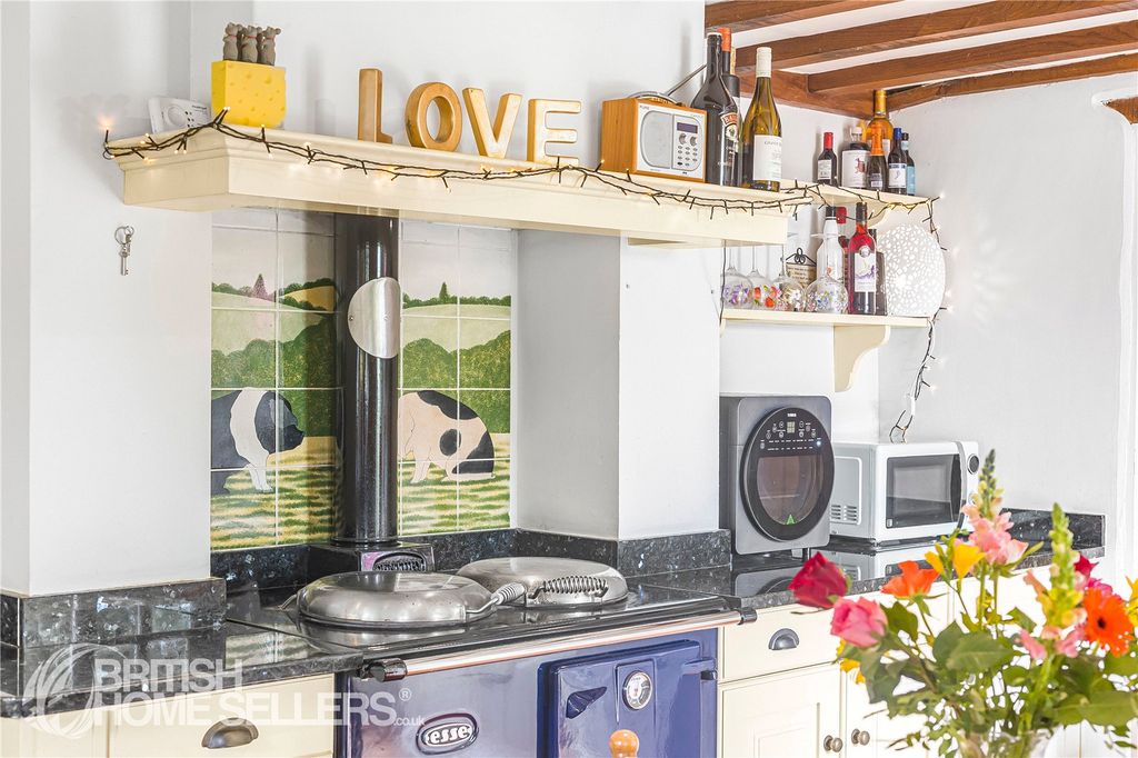 Property photo 3 of 28 3