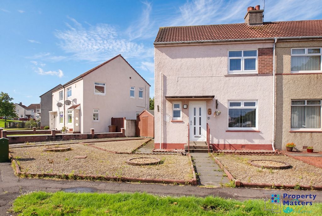 Property photo 1 of 12 2 Bedroom Semi Detached Villa