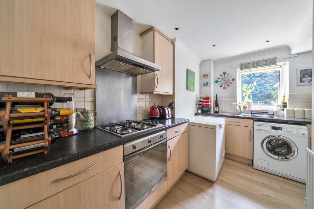 Property photo 3 of 14