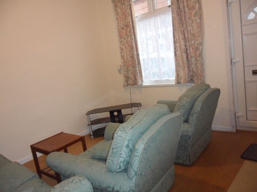 Property photo 3 of 11