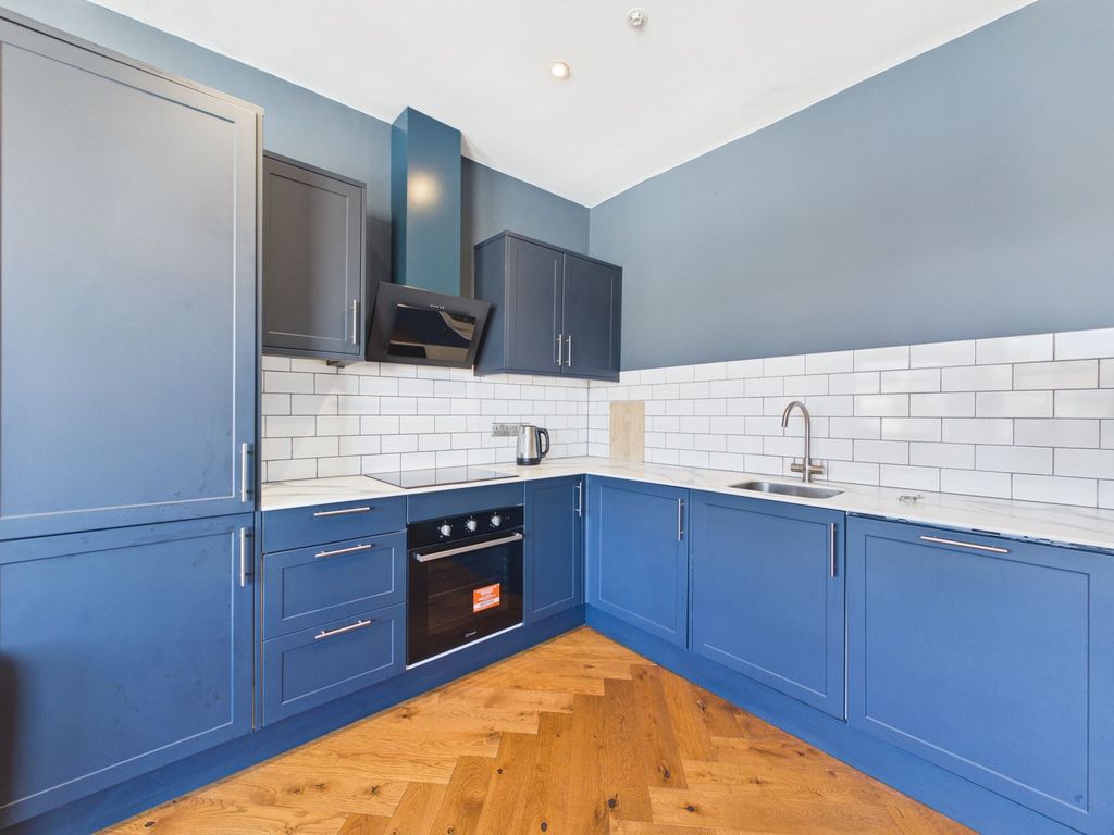 Property photo 3 of 7