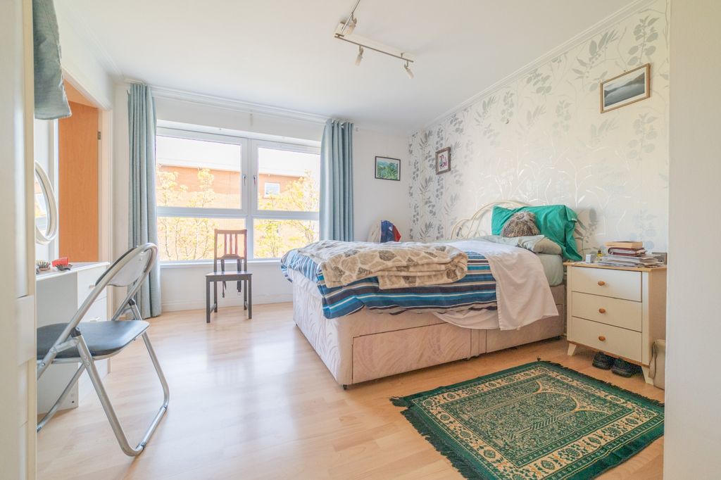 Additional image 16 of 2 bed flat for saleLynton Court, Cardiff Bay CF10