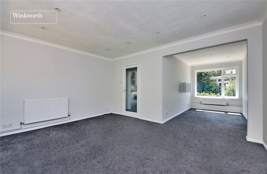 Property photo 3 of 16 Picture No. 09