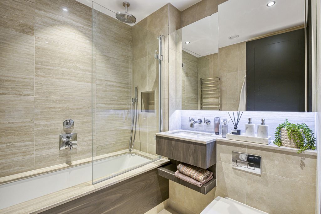 Additional image 19 of 4 bed semi-detached house for saleEgerton Drive, London, Greater London TW7