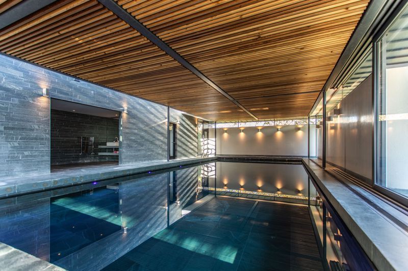 Property photo 2 of 100 Photo 67