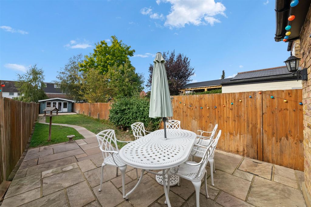 Property photo 3 of 17