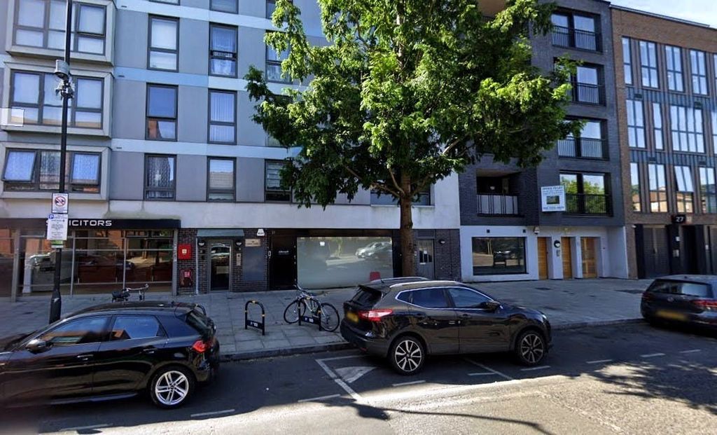 Property photo 1 of 7 21 Downham Rd External 2.Jpg