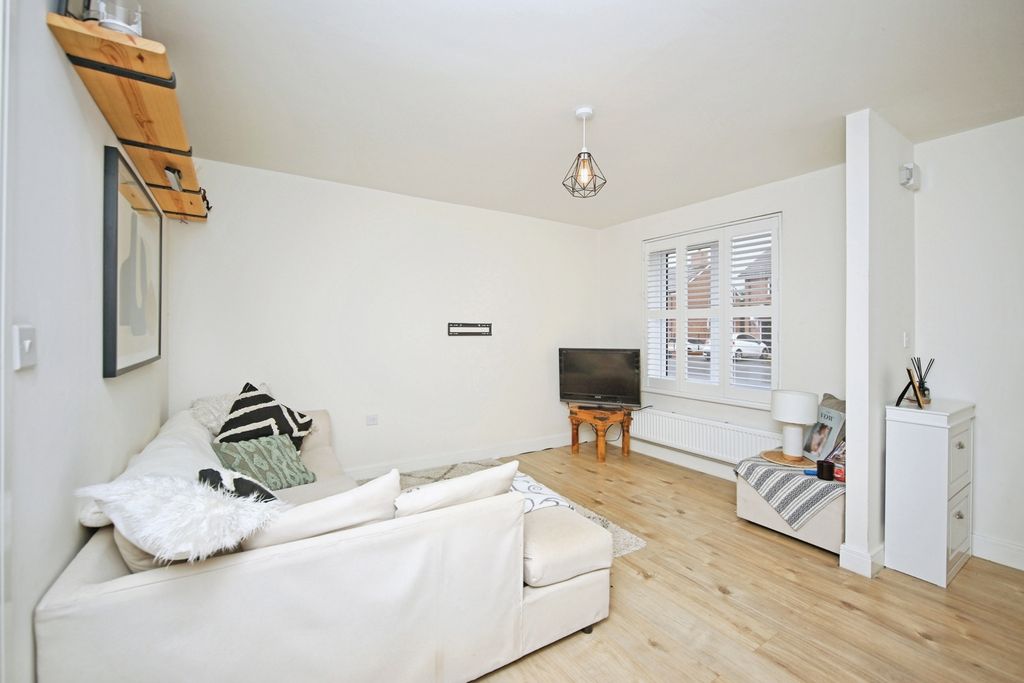 Property photo 2 of 14 Pbox-Img.Jpg