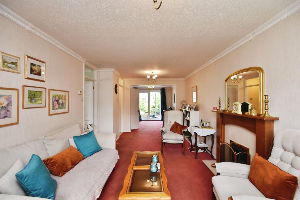 Property photo 3 of 14