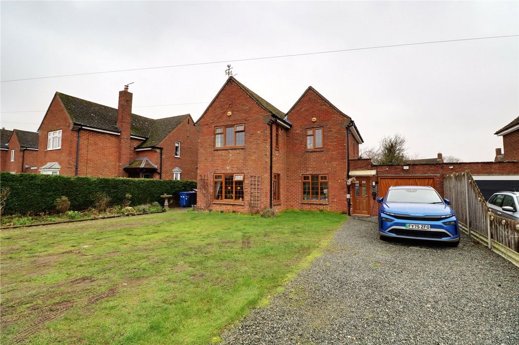 Property photo 1 of 21 Picture No. 05