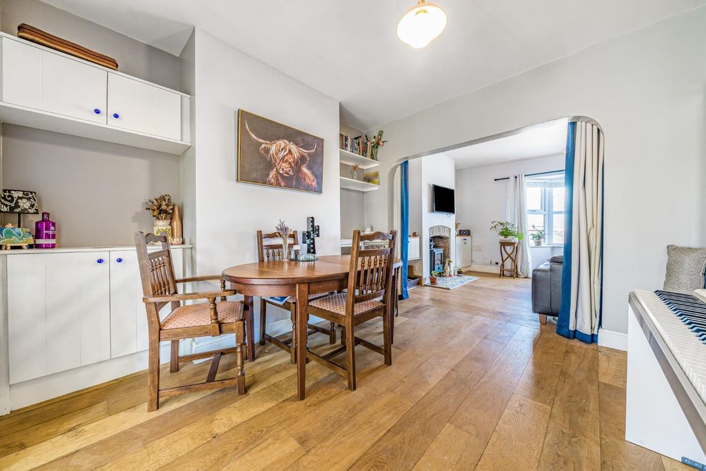 Property photo 3 of 16 Dining Room.Jpg