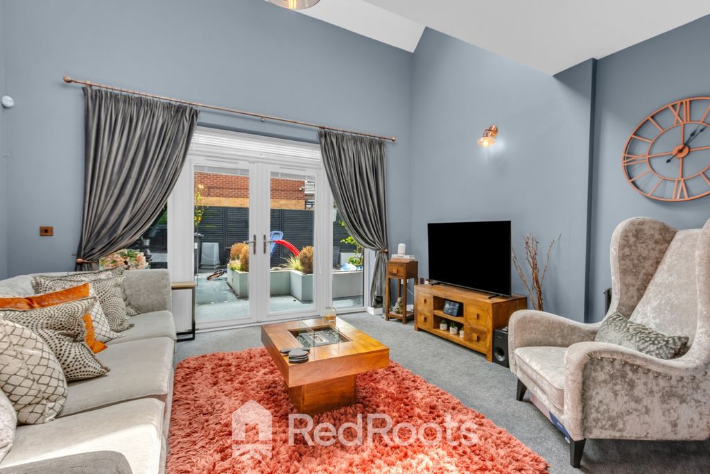 Property photo 2 of 33 5068113