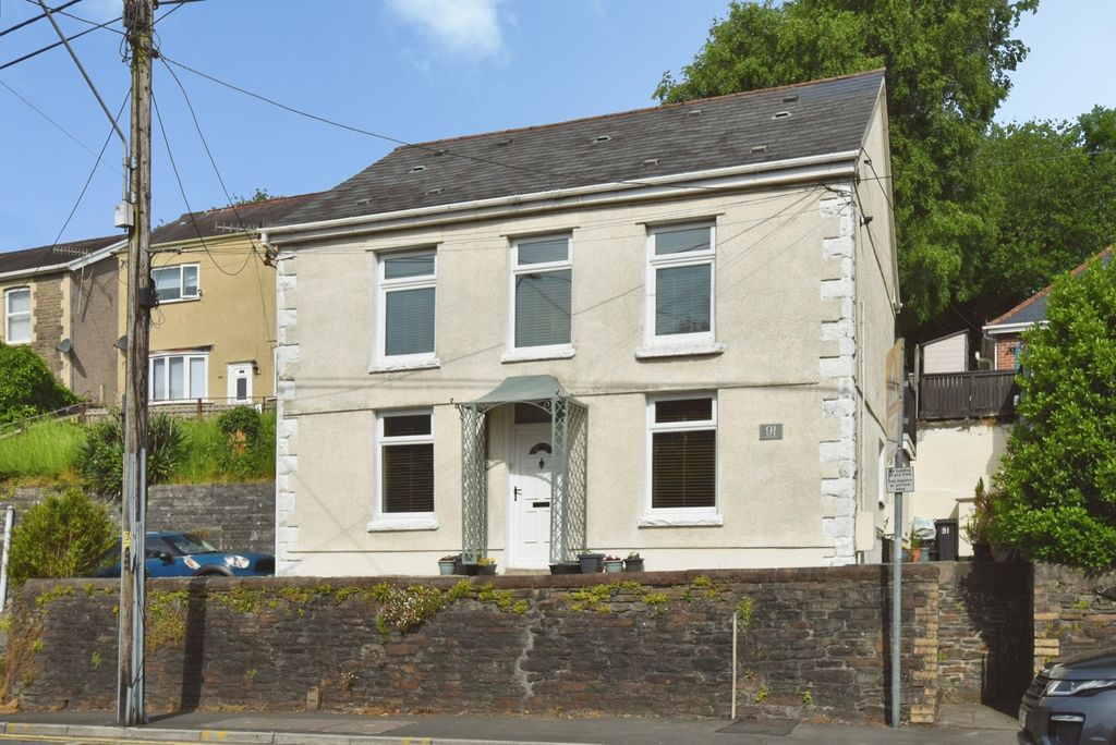 Property photo 1 of 22 Pbox-Img.Jpg