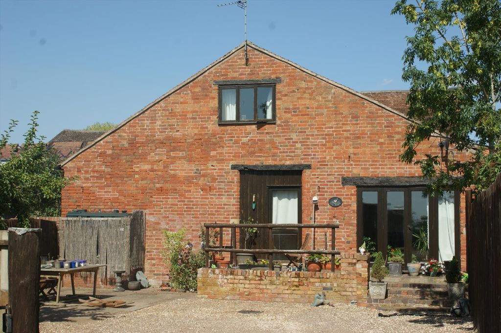 Property photo 1 of 17 Image