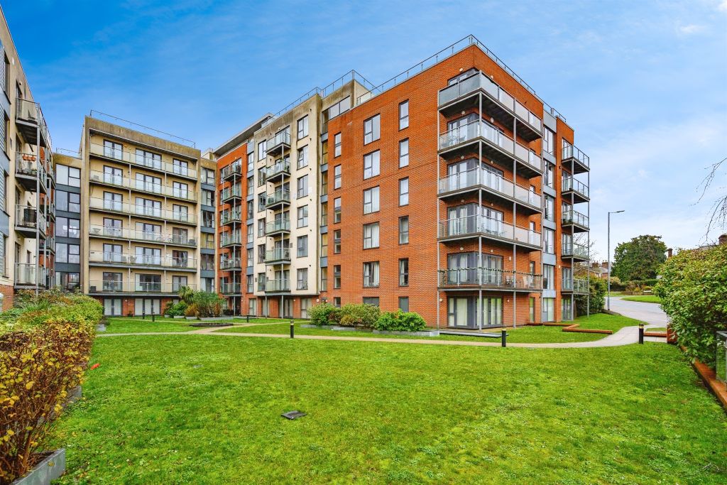 Property photo 1 of 11