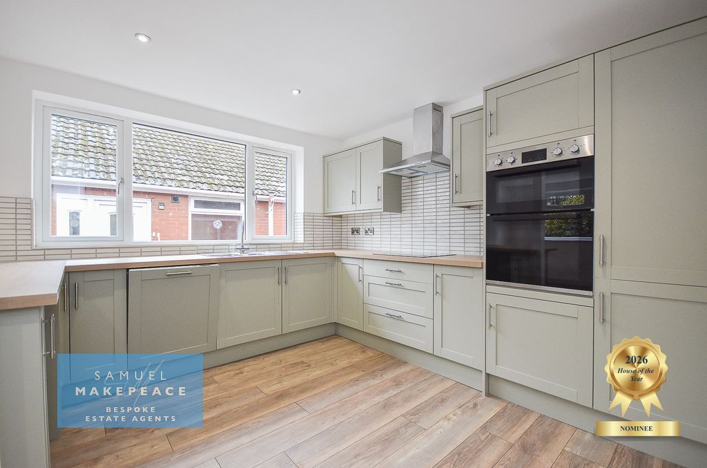 Property photo 3 of 25 Gallery