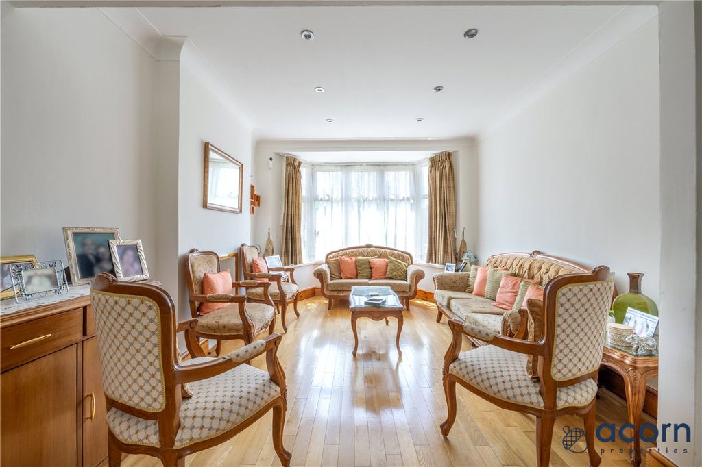 Property photo 2 of 21 Picture No. 09