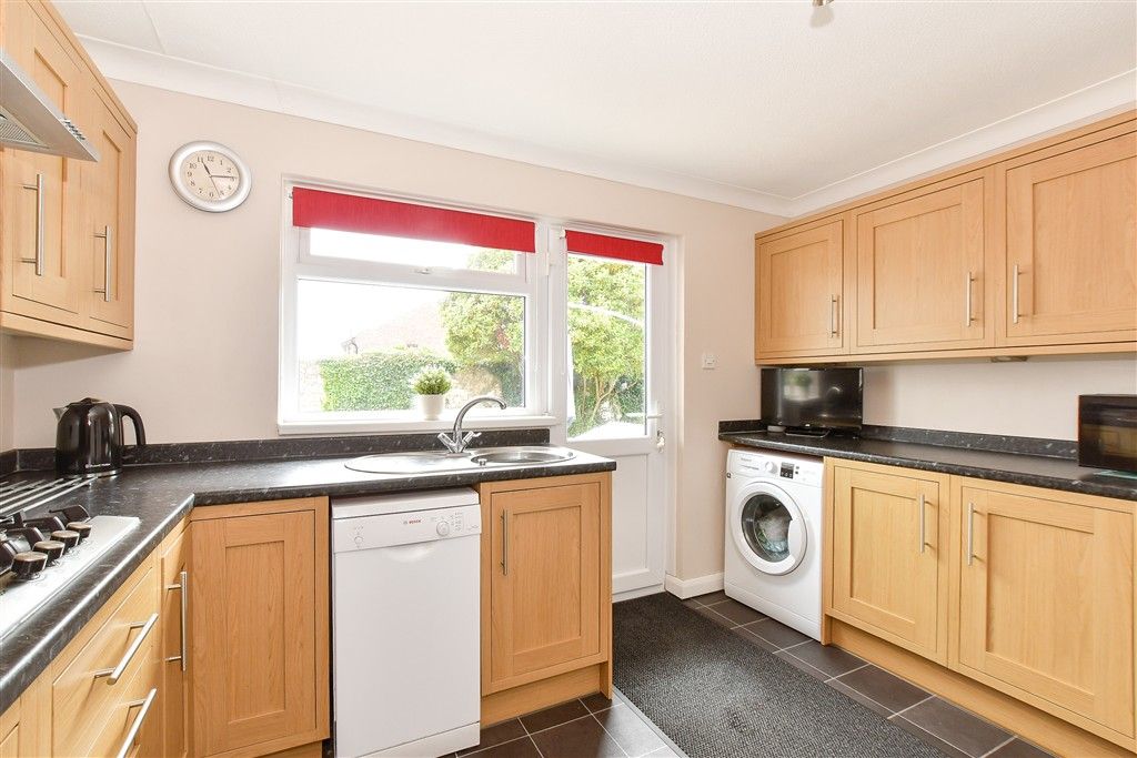 Property photo 1 of 12 Kitchen