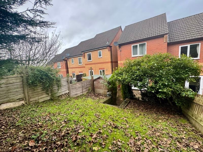 Property photo 3 of 12 Photo 8