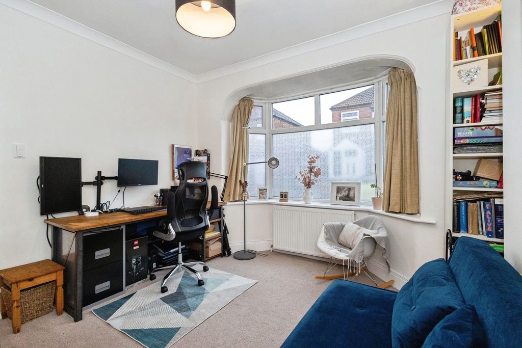 Property photo 3 of 22 Pbox-Img.Jpg