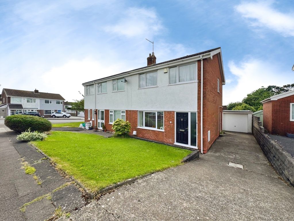 Property photo 1 of 18 5199692