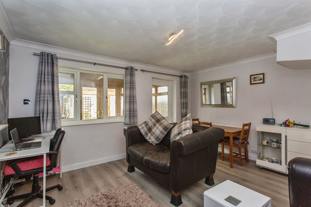 Property photo 2 of 15 Living Room