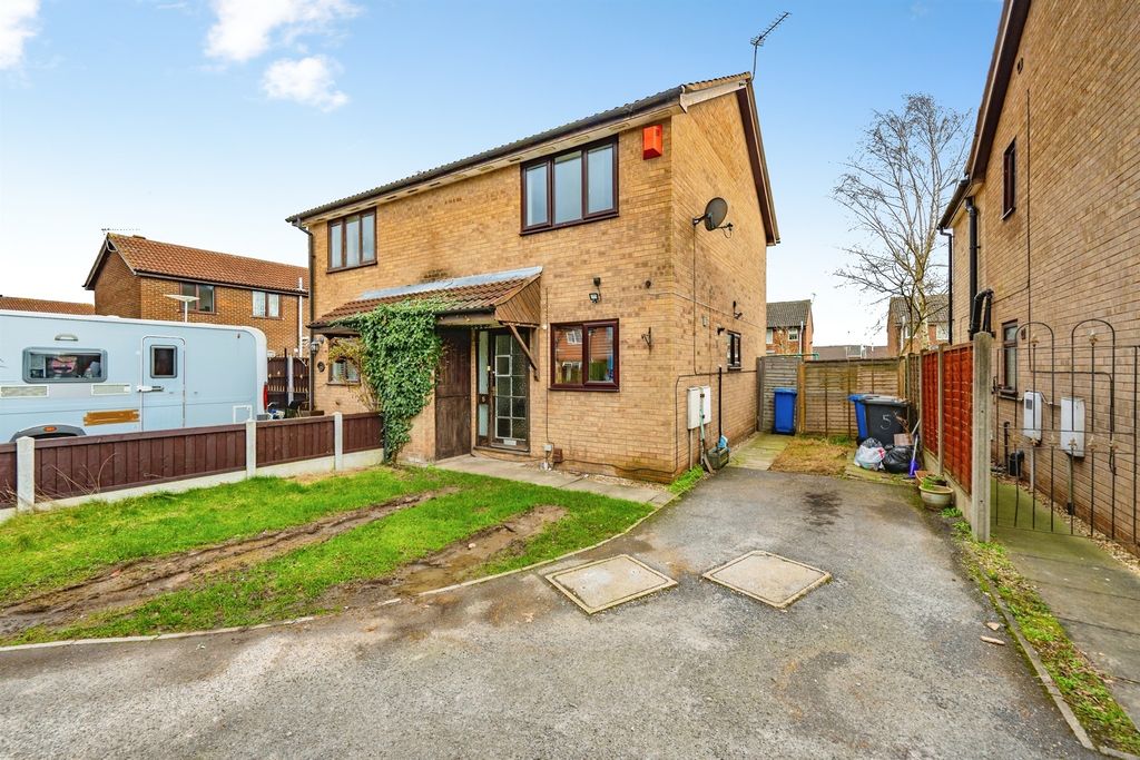 Property photo 1 of 18