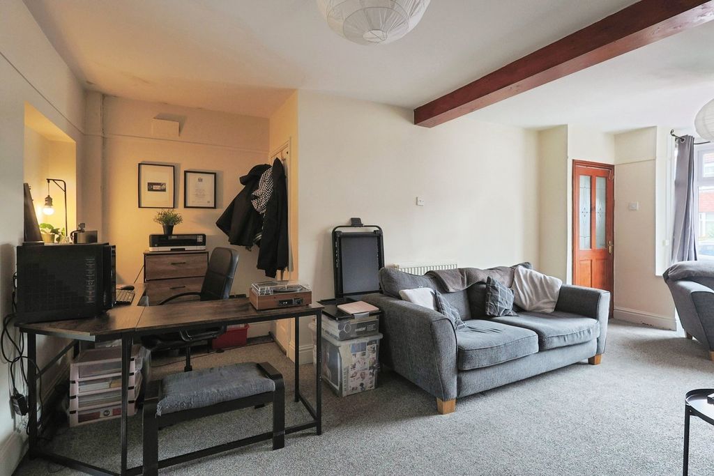 Property photo 3 of 13