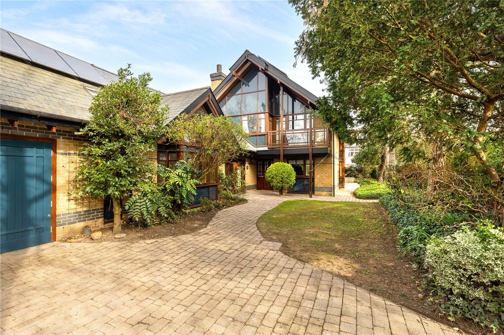 Property photo 1 of 17 Picture No. 24