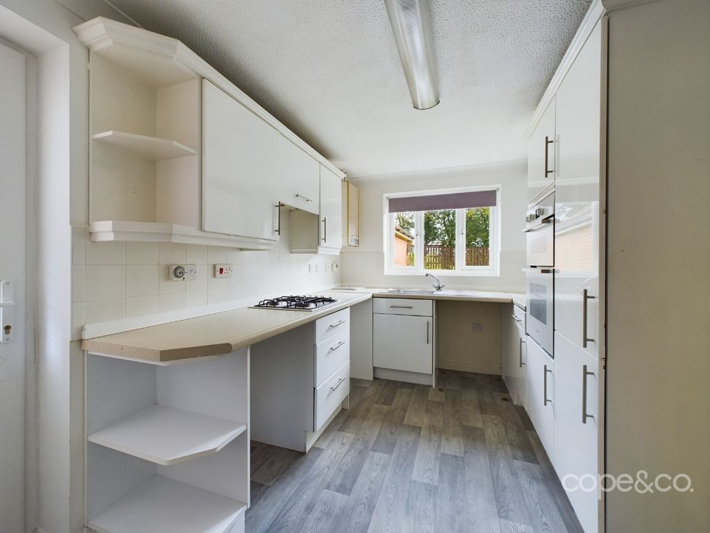 Property photo 3 of 14 3360677