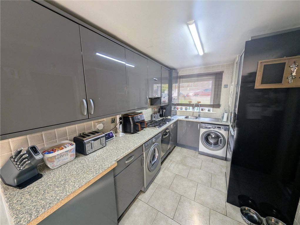 Property photo 3 of 14 Picture No. 09