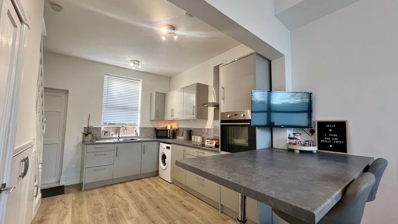 Property photo 3 of 20 Photo 22