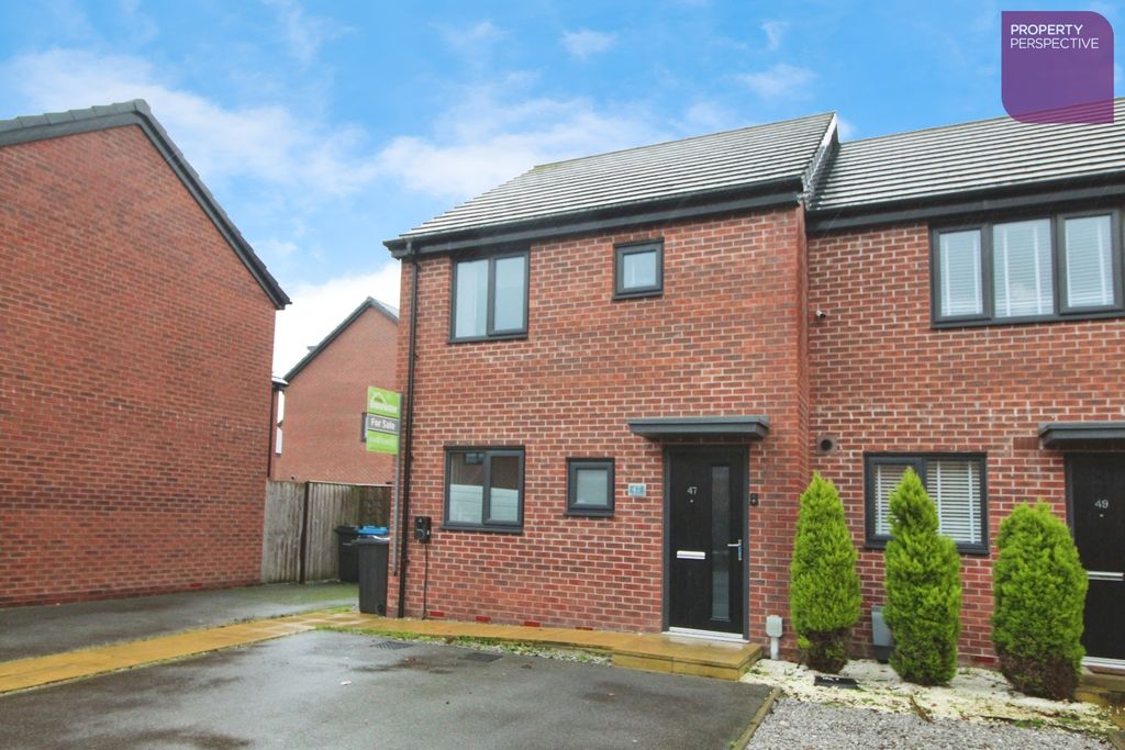 Property photo 1 of 11 Pbox-Img.Jpg