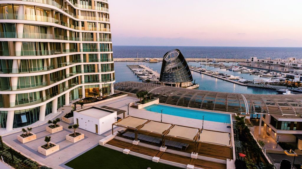 Property photo 3 of 33