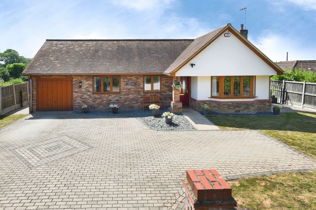 Property photo 1 of 21