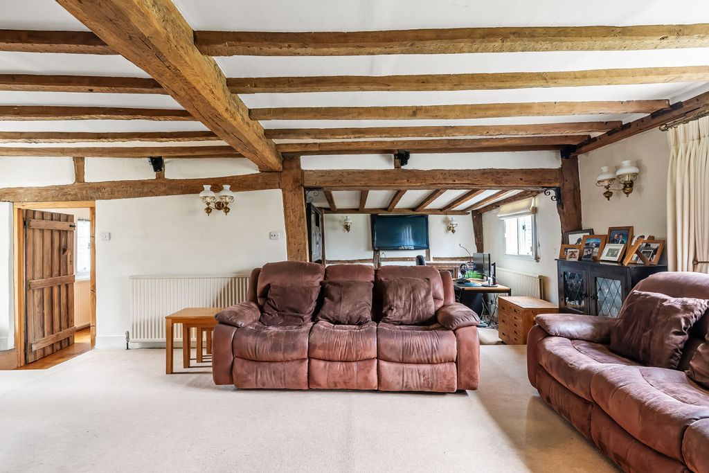 Additional image 4 of 4 bed semi-detached house for saleNewchapel Road, Lingfield, Surrey RH7