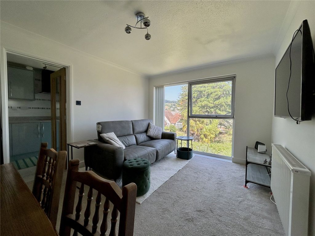Property photo 2 of 13 Picture No. 03