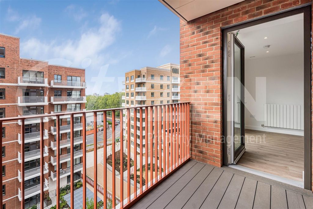 Property photo 2 of 20 Balcony