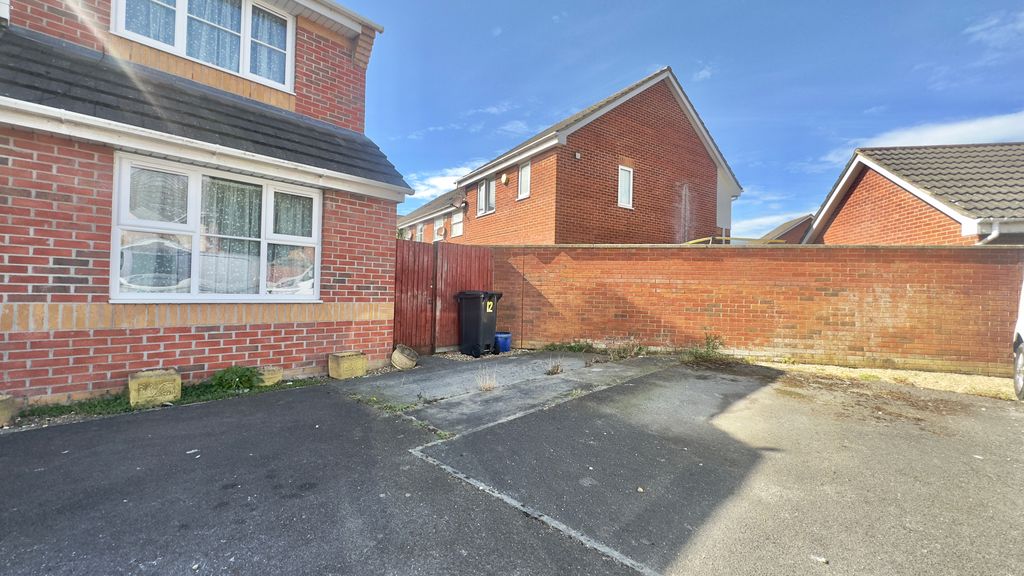 Property photo 2 of 31 A956Bcac-34CE-4A18-8181-981320Da3A07