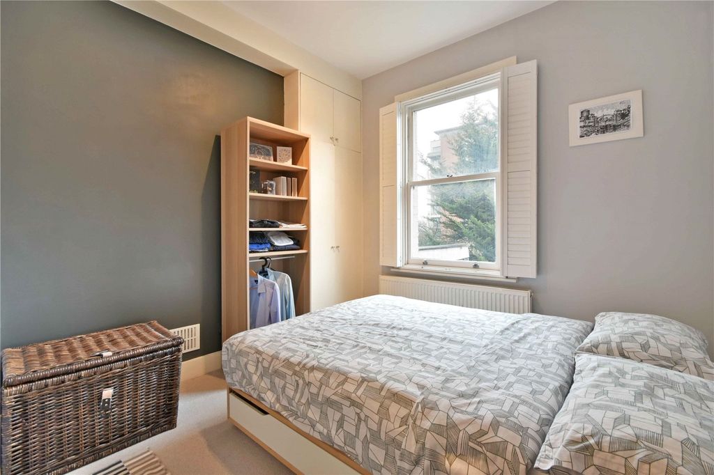 Property photo 3 of 11 Picture No. 02